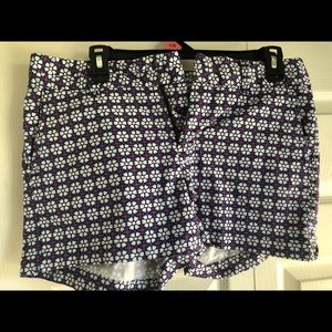 GAP City Shorts Size 4
